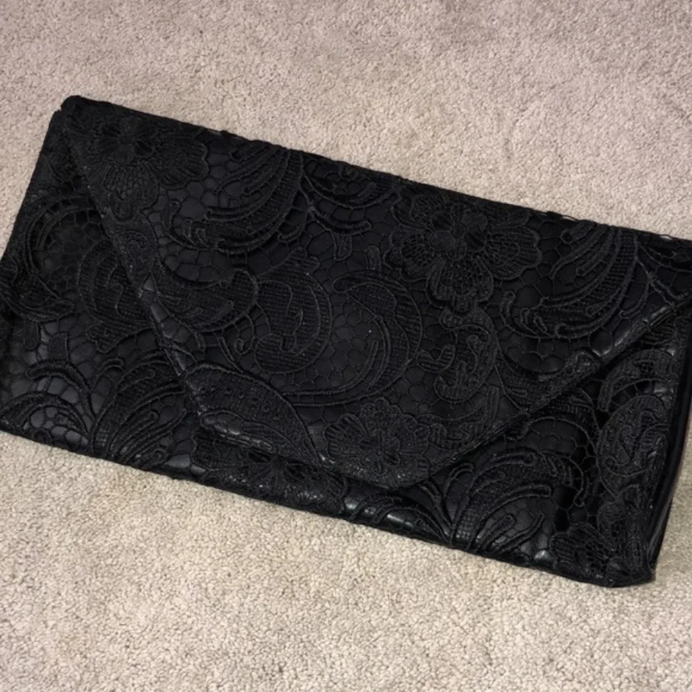 Jessica Simpson‎ Large Holiday Envelope Clutch Bag Black B